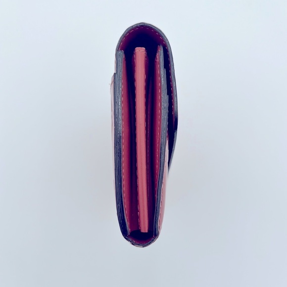 Louis Vuitton Vernis Sarah Wallet - Picture 3 of 5